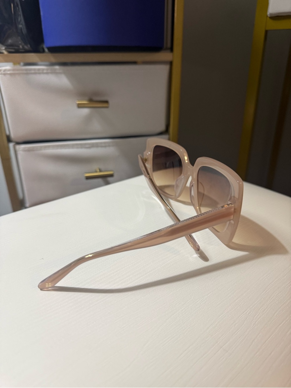 Patricia Nash Pale Pink/Taupe Oversized Square Sunglasses - Picture 3 of 8